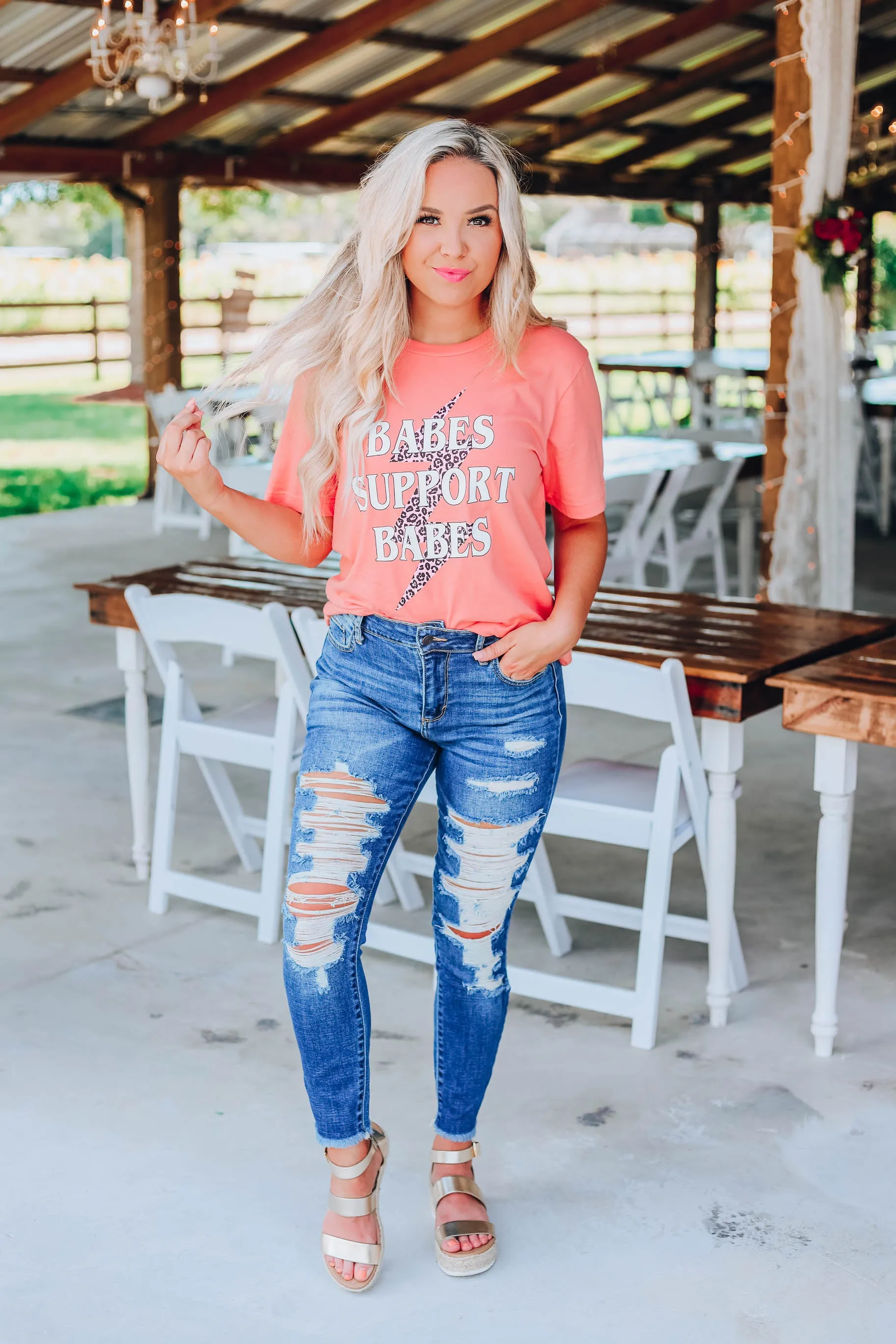 Babes Support Babes T-Shirt - Peach