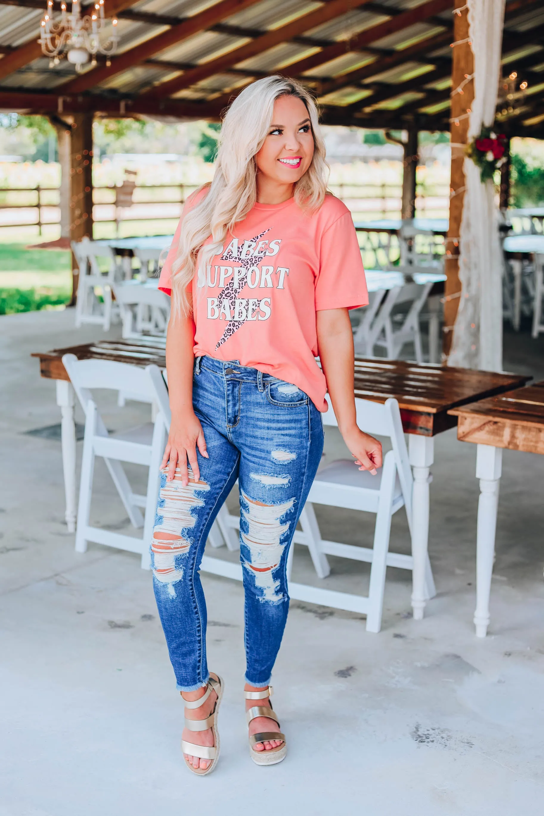 Babes Support Babes T-Shirt - Peach