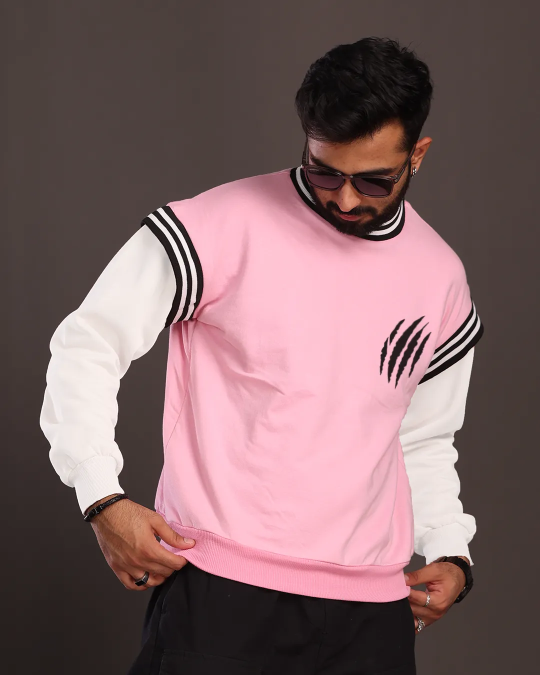 Style That Speaks: Rosy Roar Mens Oversized Hoodie Makes Waves